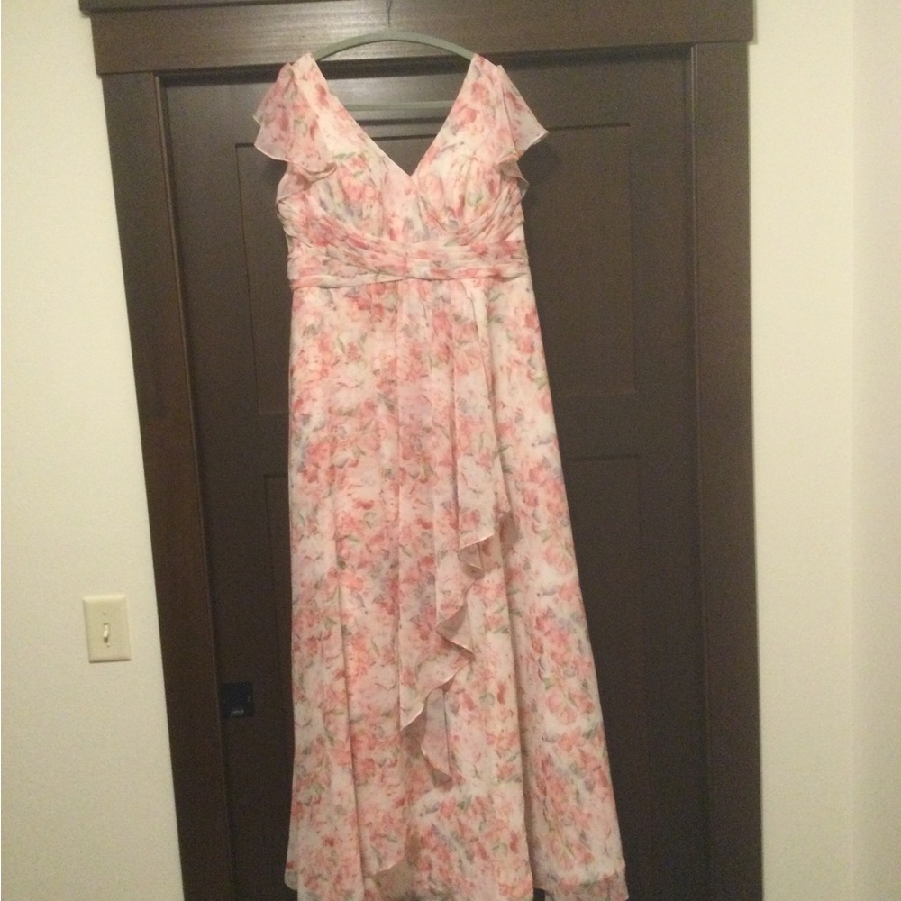 Floral Pink V-Neck Ruffle Maxi Dress